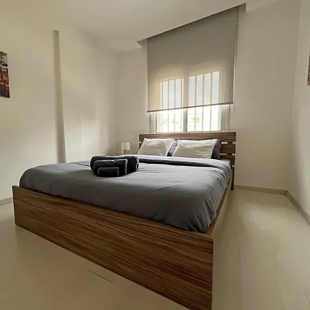 Albert's Center 202b Apartment