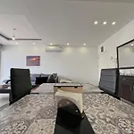 Albert's Center 202b * 拉纳卡