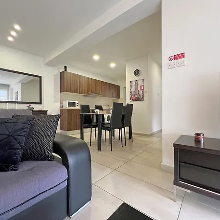 Albert's Center 202b