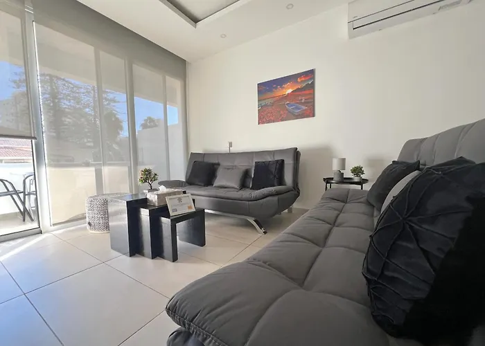 Albert's Center 202b Larnaca